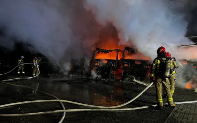 Pożar ciężarówek w Osiecznicy